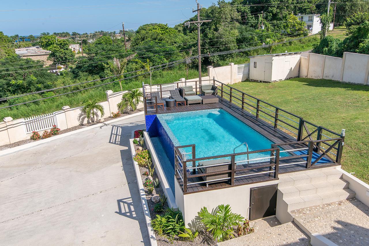 Luxury 2Br Home Facing Beach W/Pool Montego Bay #3 Eksteriør billede